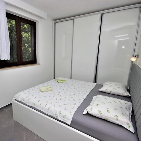 Apartments Smitran バニョレ エクステリア 写真
