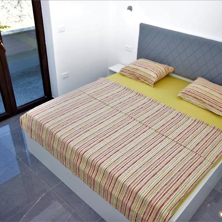 Apartments Smitran バニョレ エクステリア 写真