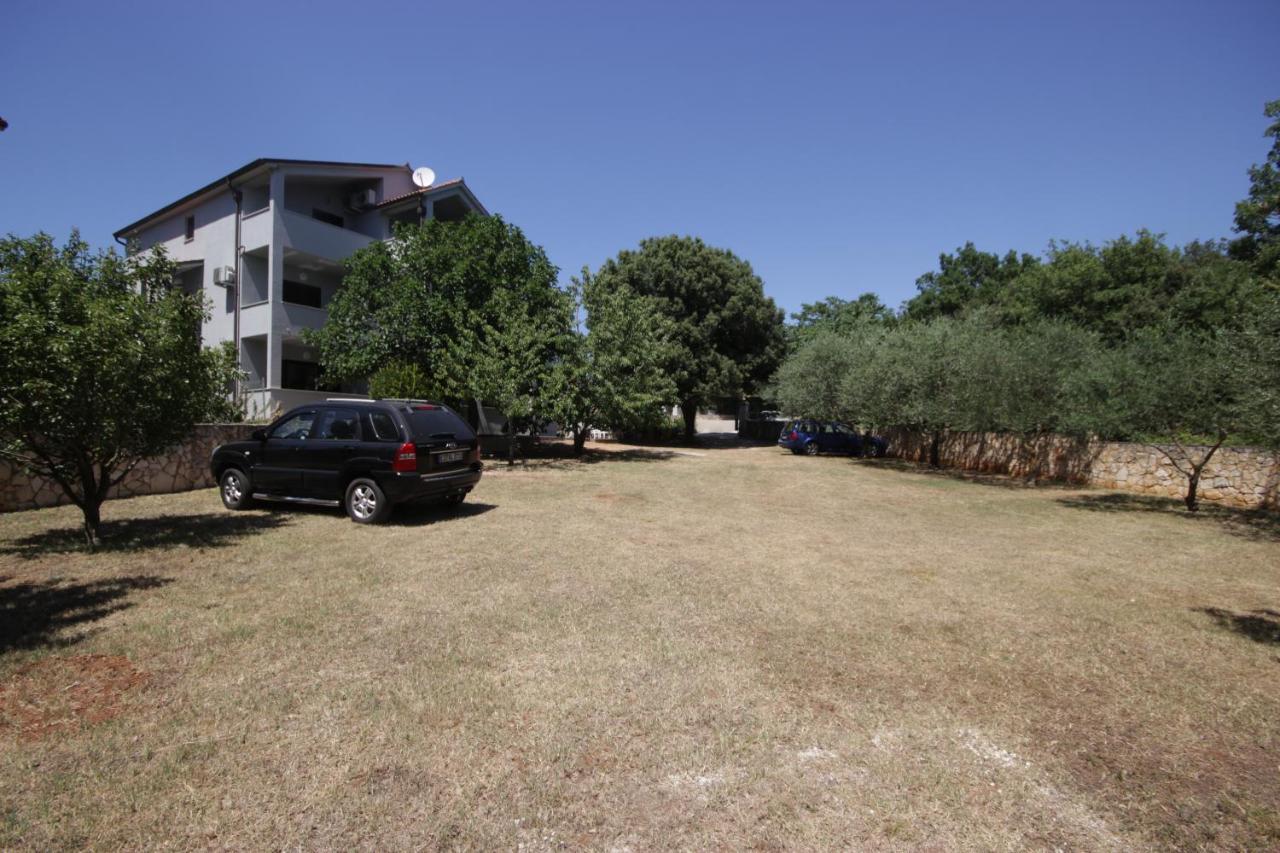 Apartments Smitran バニョレ エクステリア 写真