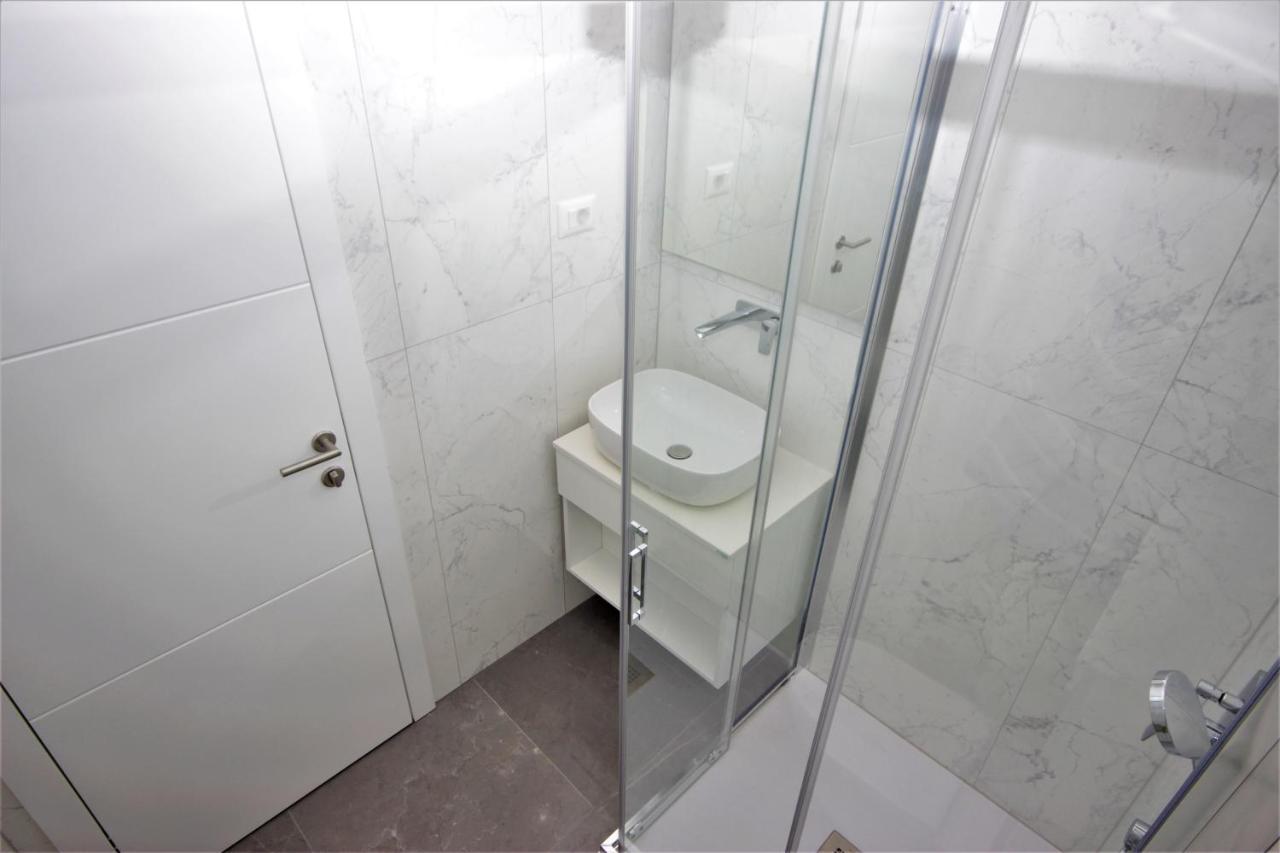 Apartments Smitran バニョレ エクステリア 写真