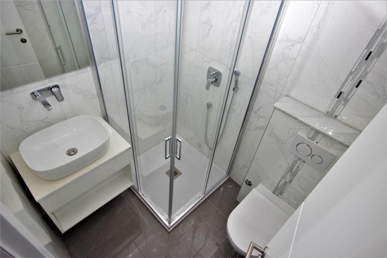 Apartments Smitran バニョレ エクステリア 写真