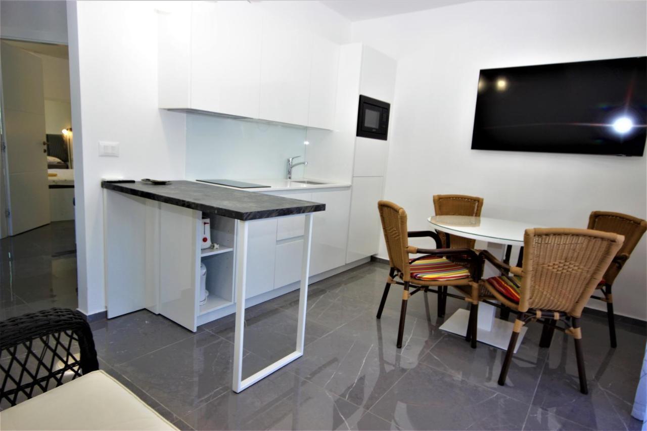Apartments Smitran バニョレ エクステリア 写真